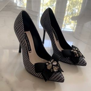Alice + Olivia brand new heels